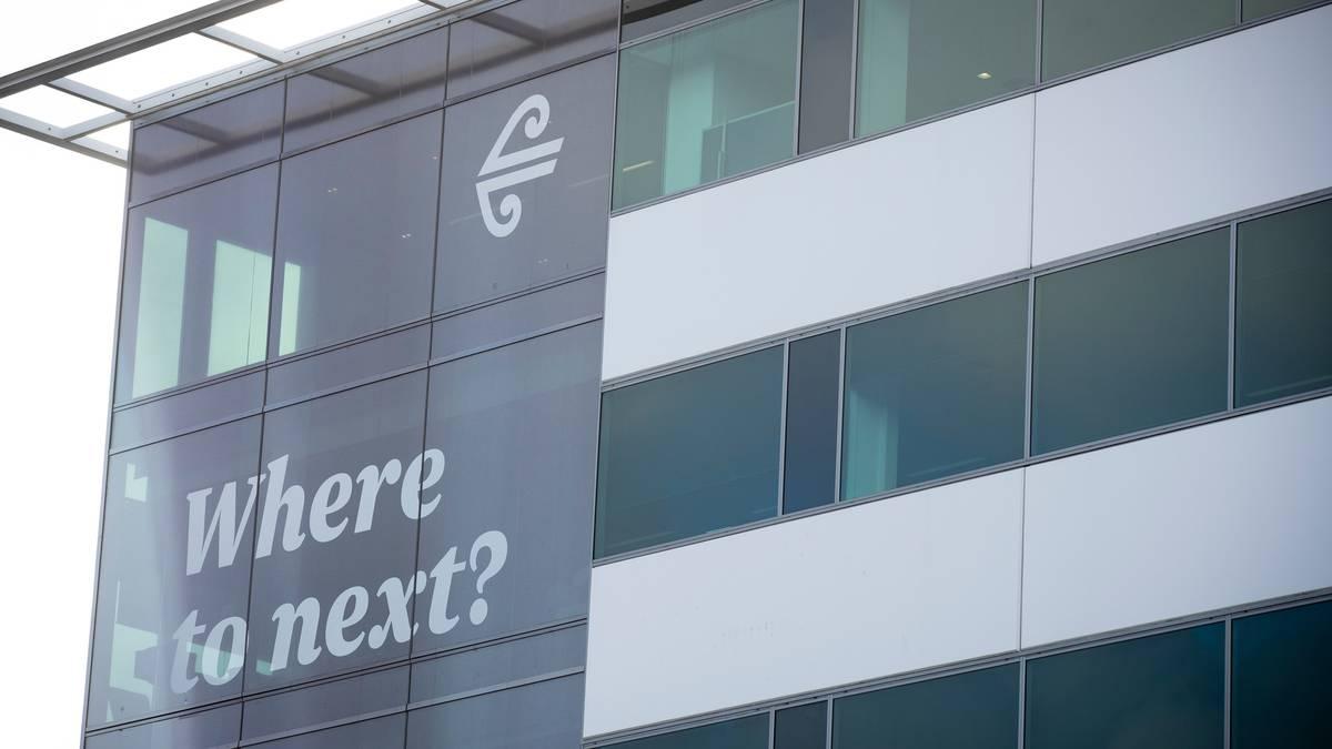 nzherald on Twitter "Air New Zealand customer appalled by hourslong