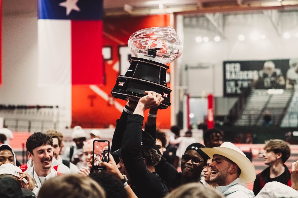 RedRaiderClub's tweet photo. WHAT. A. DAY.

Big win for men's @TexasTechTF  in the BIG12 Indoor championship! 

Congratulations 🥳 https://t.co/llY9eMpL95