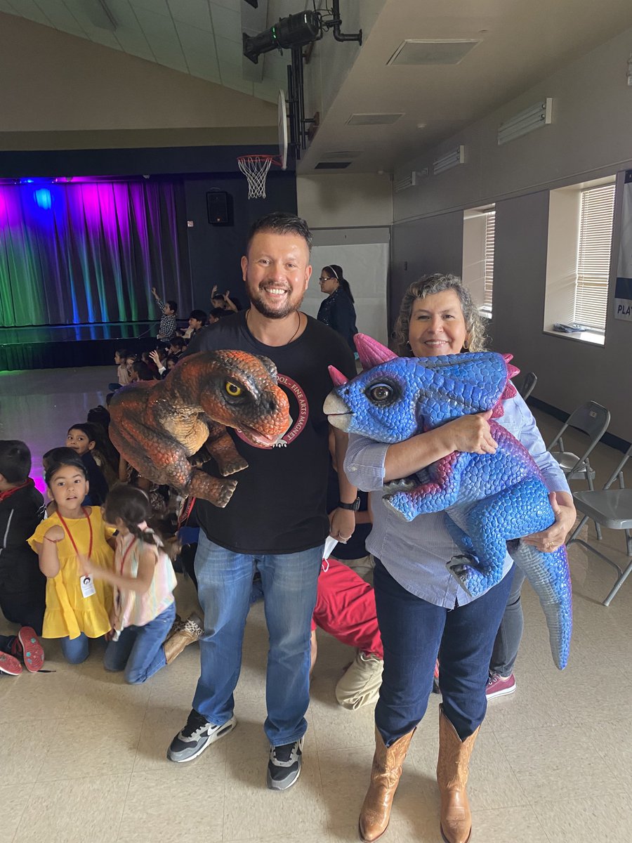 Mrs. Ramirez tweet media