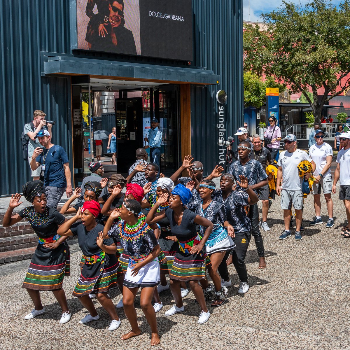 What's on the agenda for today? ⛵️✨
👉 The Ocean Race Show with Jeff Ayliffe @ 11h00
👉 Sailor's Parade &amp; Team Dock-out @ 12h00
👉 The Ocean Race Show with Jeff Ayliffe @ 13h30
👉 Leg 3 Race Start @ 14h00

#theoceanrace #CapeTownStopover