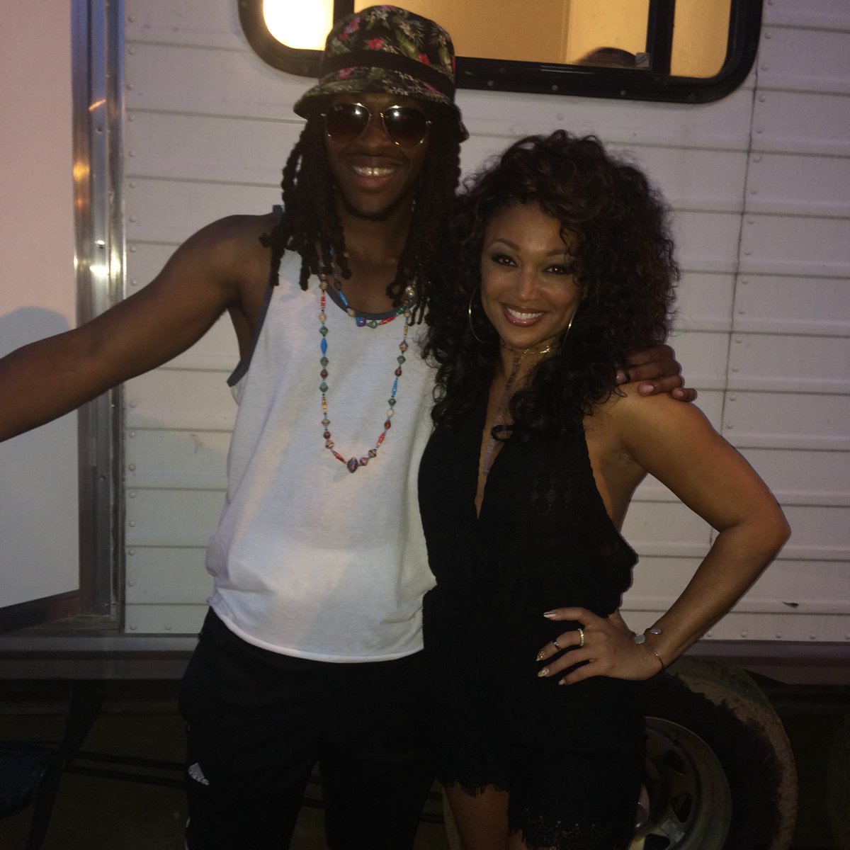 The_Freqazoid's tweet photo. @IAmChanteMoore you made me a believer #Plenitude https://t.co/cS0sXkjLLl
