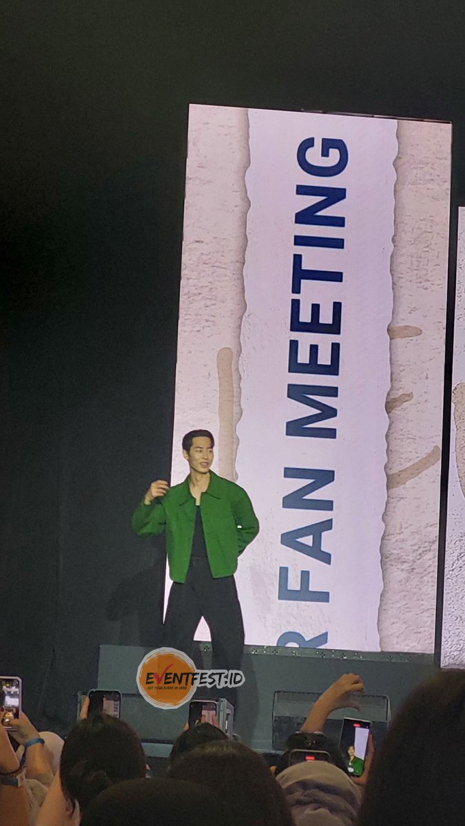 eventfest_id's tweet photo. Sebelum acara berakhir, Lee Jae Wook mempersilahkan semua fansnya untuk melakukan pengambilan gambar dari tempat duduk masing-masing.
✨️2023 LEE JAE WOOK Asia Tour Fan Meeting <FIRST> in Jakarta ✨️
🗓 25/02/2023
#LeeJaeWookFIRSTinJKT #EventFestID #media https://t.co/owVZ1IoTUN