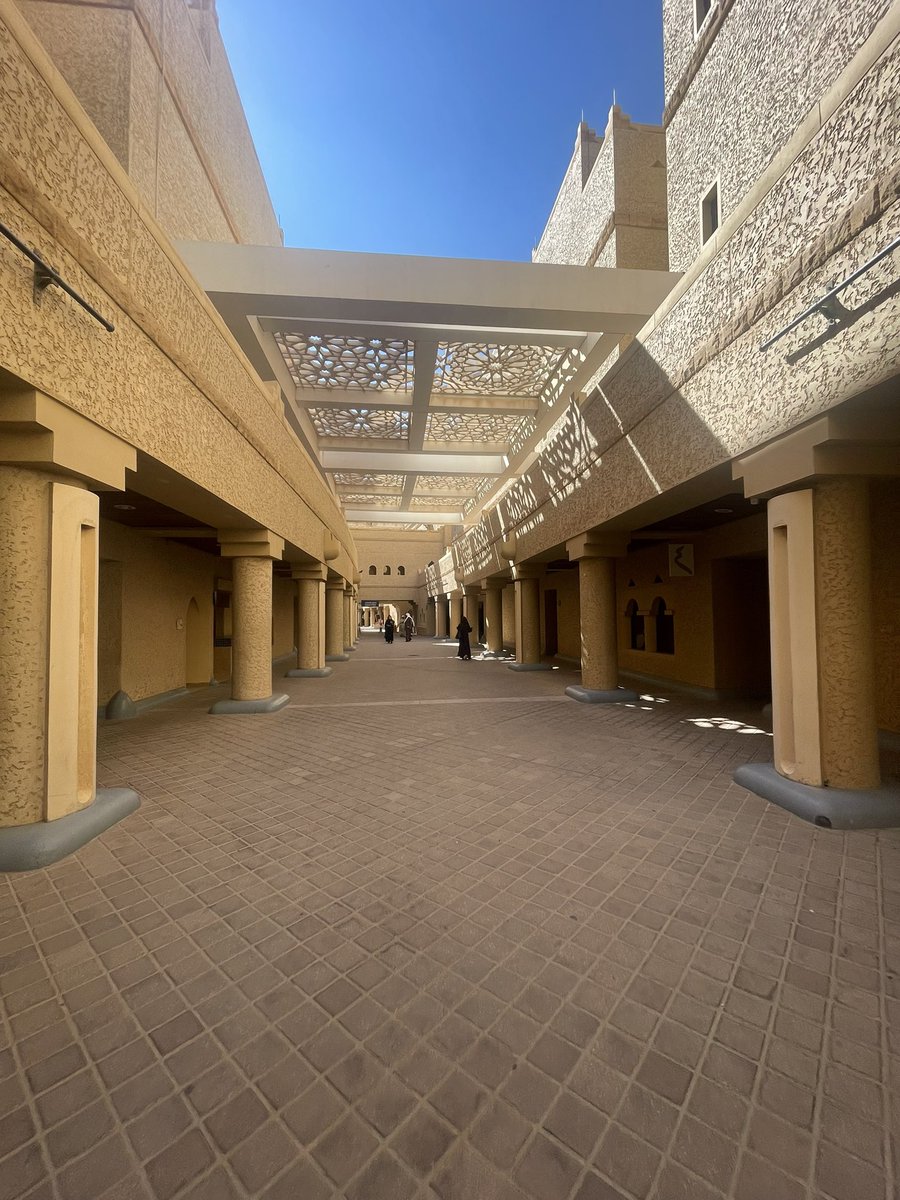 khalattat's tweet photo. قهوة وكف .. فرع حي السفارات
المكان رائع هادئ بعيد عن زحمة الطرق .. قهوتهم غنية عن التعريف لذيذة👍🏼

الاسعار: $$$
الموقع: الرياض - السفارات في ساحة الكندي
ملاحظة: الفرع يغلق الساعة ٨ مساءاً
A.3 https://t.co/265qg5oluc