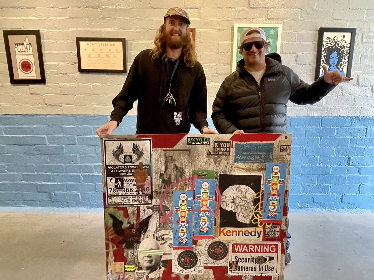AnotherSideTour's tweet photo. @AmyVegasArts Thank you Amy’s Guide !! @AmyVegasArts ❤️❤️❤️
Looking forward to bringing some New! AMAZING!
👉#VIP #ArtsDistrict #walkingTours #inVegas
Now that we are picking up speed in The #LasVegas
👉@18bArtsDistrict!!
🎨#CheckUsOut
👉#FirstFridayLV
👉#Art
👉#Artists
#ArtsTourism #Vegas https://t.co/GyFwmjES8p