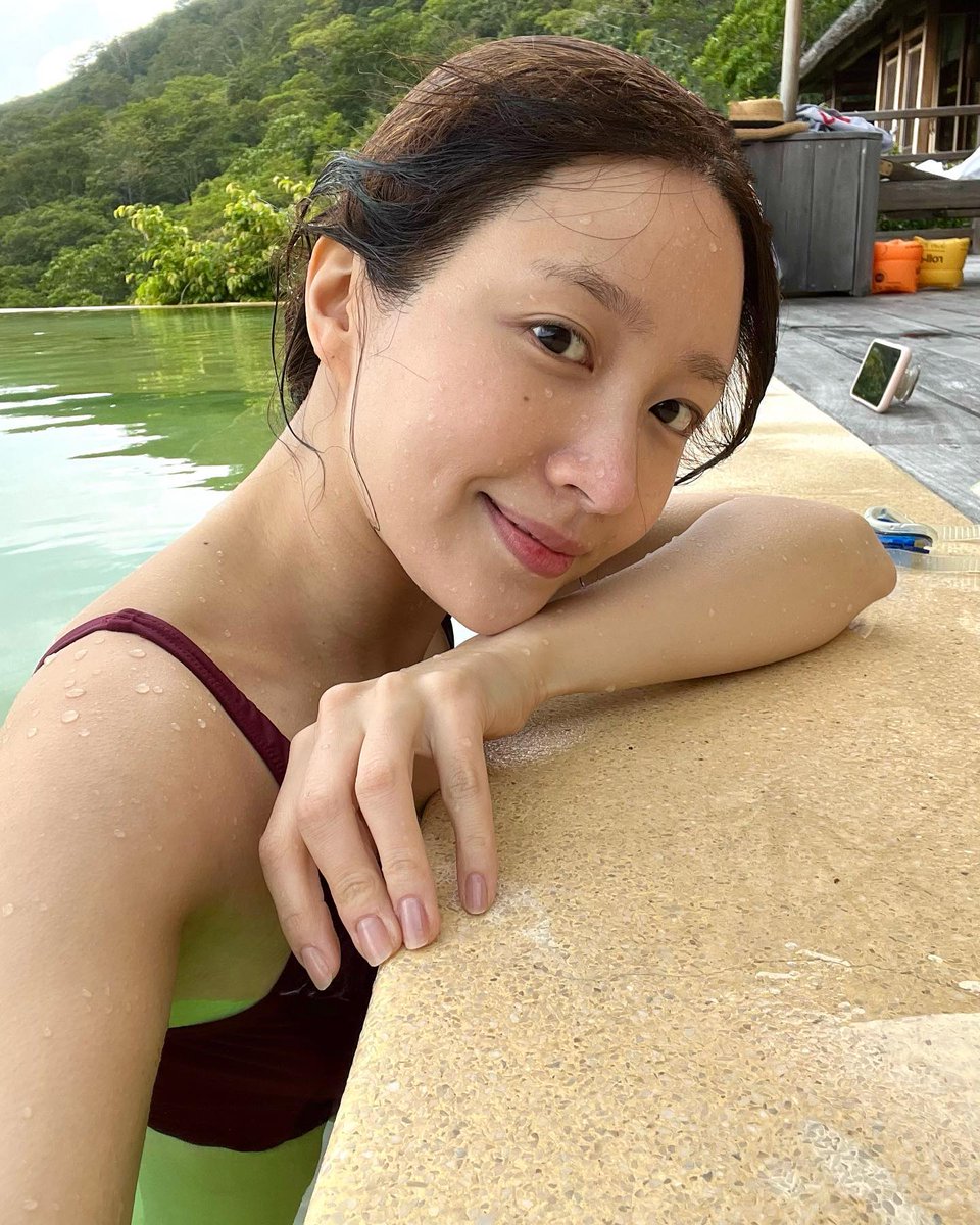 2023.02.26
哈妮 IG ahnanihh

🏊🏻‍♀️