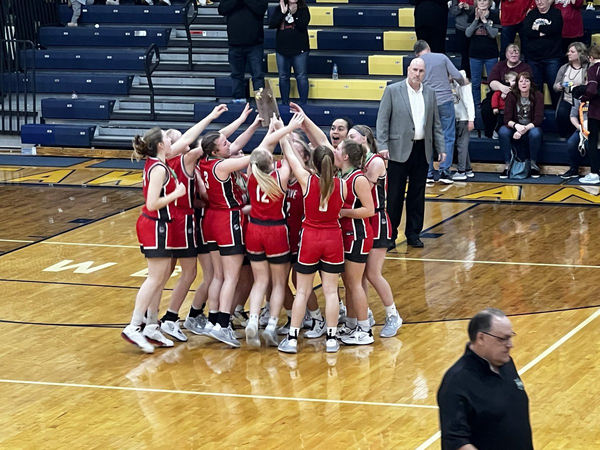 Congratulations <a href="/GroveBasketball/">GroveBasketball</a> on advancing to Regionals once again! Tonight was maybe the most fun I’ve had during a broadcast this season… what a game! Great game by Kalida
