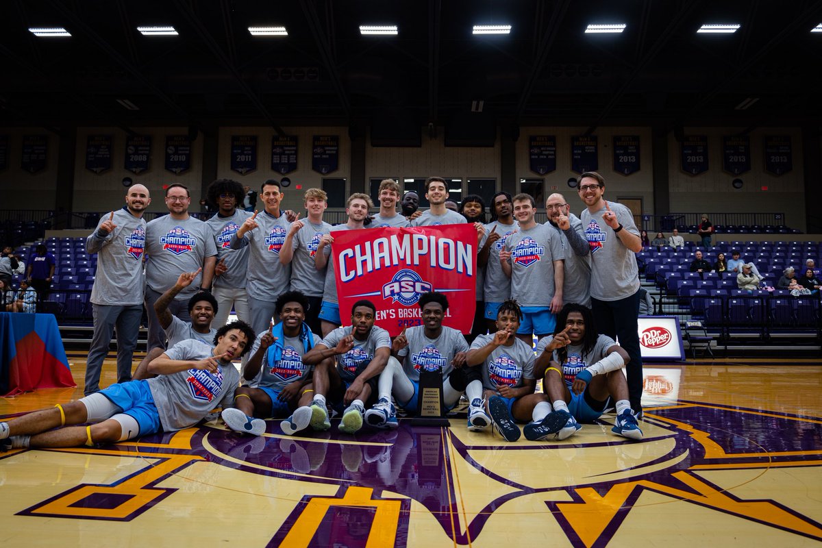 What’s that old saying? Ring by spring!
#MotivatedETBU | #GoTigers