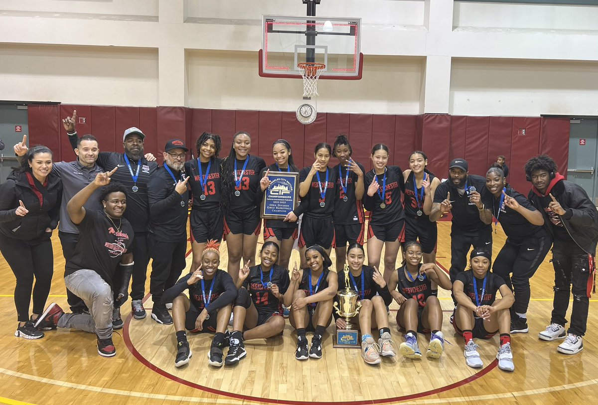 Girls Open Division Final: 🏀

Westchester 51 🏆

Granada Hills 44

Congratulations to the Lady Comets on their fifth #CIFLACS title and first Open Division championship! 👏