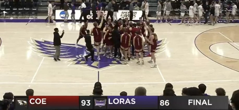 Congrats <a href="/CoeCollegeHoops/">Coe College Men’s Basketball</a> @CoeCoachMartin <a href="/CoachPayan/">John Payan</a> on earning a trip to the D3 dance.