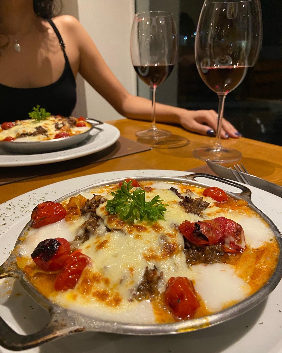 louisechso's tweet photo. apreciem essa belezura de comida https://t.co/R8QyVRfUP6