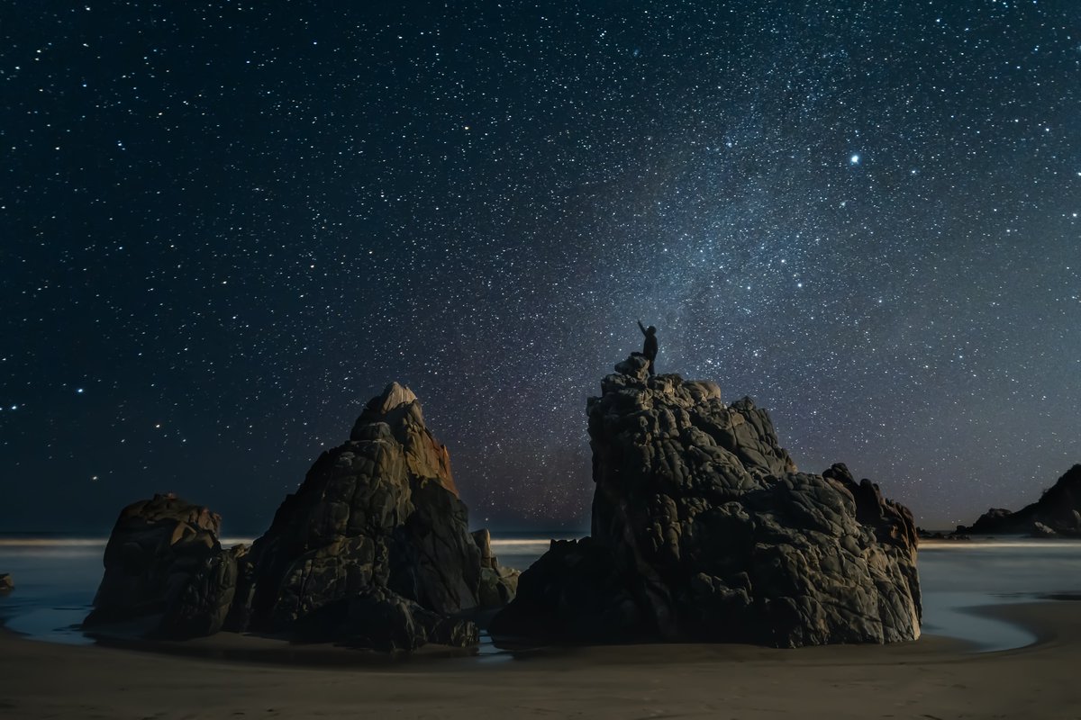JornadaEdomex's tweet photo. #Galería 🤩 Playa la Bocana en #Huatulco fue el escenario perfecto para poder observar uno de los eventos astronómicos más increíbles, la vía láctea, que solo se puede ver de febrero a octubre en este hemisferio del planeta. ¿Está irreal, no?
 
📸: @hectorge24 https://t.co/WnyJEBdSyK