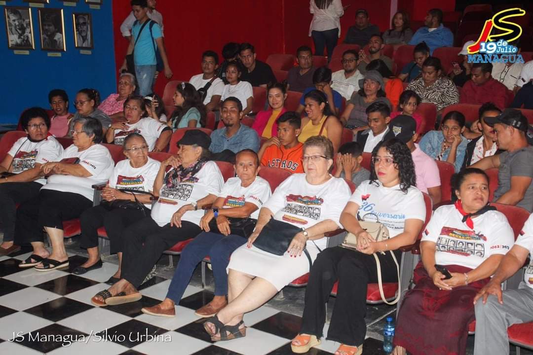 Uva22's tweet photo. Desde la Cinemateca Nacional se estrenó el corto documental dedicado a los héroes y mártires de San José de las mulas.

Gracias a @NicaSoberana a su equipo de cámara @LeoLopezR_, @db_nicaragua y por supuesto a la @RDcomunicadores por su excelente trabajo ❤️🖤🇳🇮 https://t.co/3klu0iRMTv