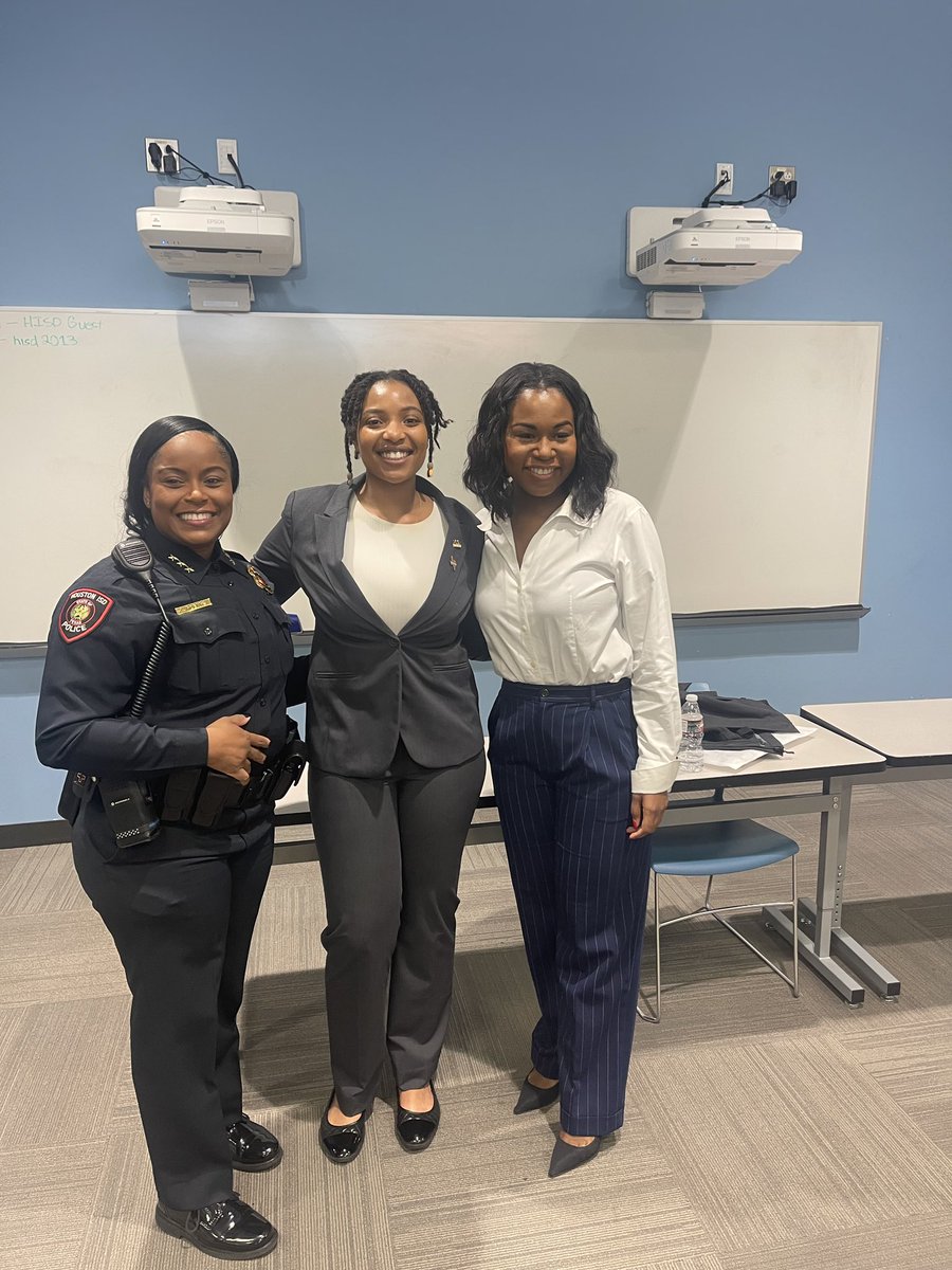 Katherine Thomas tweet media