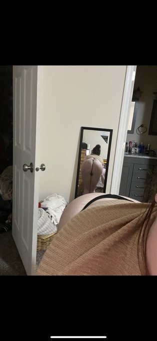 https://t.co/TJvmk2P7Vn  Peep the new promo &amp; kinky content;)  #onlyfans_girl #onlyfansbabe #bigbooty<a href="/tag/thong"class="tags"><span>#thong</span></a><a href="/tag/bigbooty"class="tags"><span>#bigbooty</span></a><a href="/tag/mirrorpic"class="tags"><span>#mirrorpic</span></a><a href="/tag/nudeselfie"class="tags"><span>#nudeselfie</span></a><a href="/tag/onlyfansbabe"class="tags"><span>#onlyfansbabe</span></a>