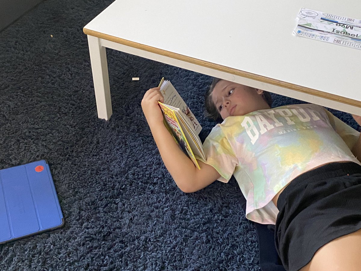 TeachMoChill tweet media