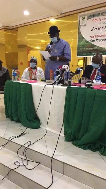 fdmlearn's tweet photo. Mr Johnson Alalibo Sinikiem is the INEC REC for Rivers state. This is the man who's given Wike an all access pass to do whatsoever he wants with the votes of Rivers people. Make him popular. https://t.co/tBY6R5kH5t