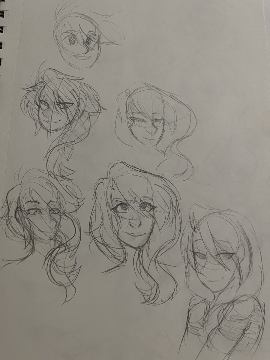 While packing stumbled upon a ton of old Quinn sketches. Probably 2015-2018 
