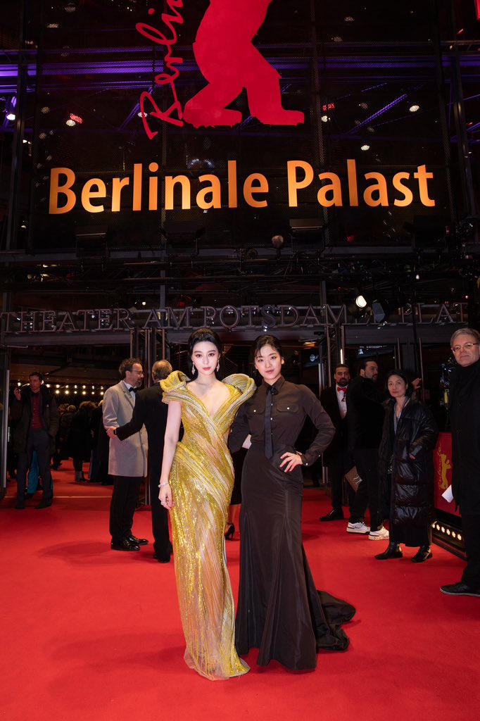 realBingbingFan's tweet photo. The closing ceremony of #berlinale2023. https://t.co/SxFCDe7m0e