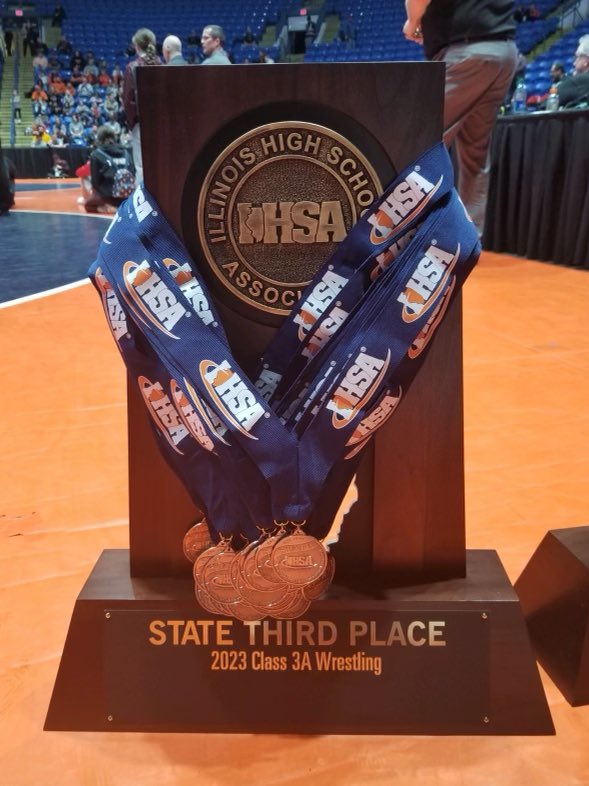 LTHSWrestling's tweet photo. IHSA 3rd place dual team state! Finishing what we started #besttogether https://t.co/bS88vNaXvP