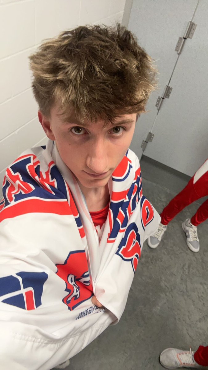 Kuemper Barstool tweet media