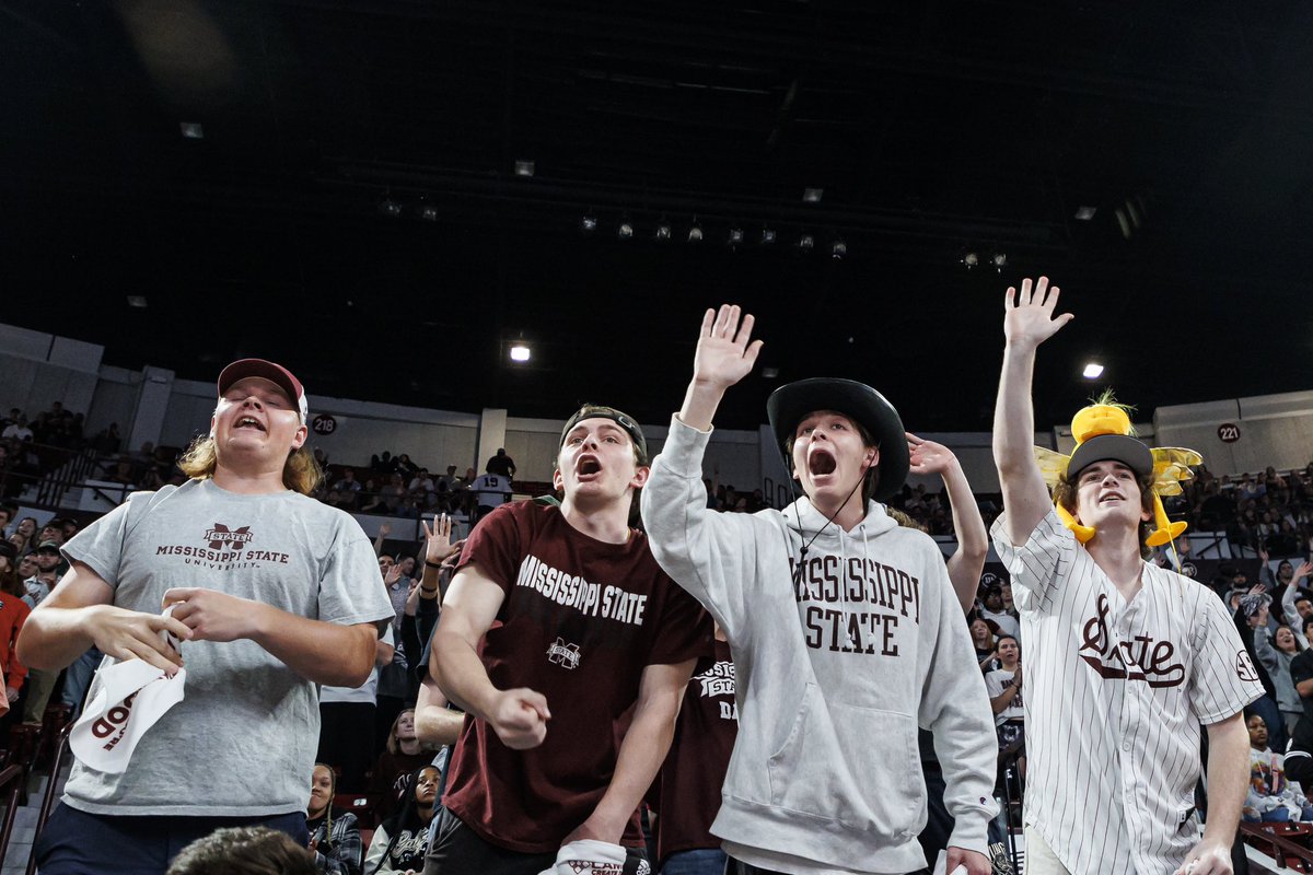 HailState's tweet photo. 9,000+ in The Hump 
14,000+ at The Dude 

Thank you, Bulldog nation! 

#HailState🐶 https://t.co/iqZ1g8MSX1