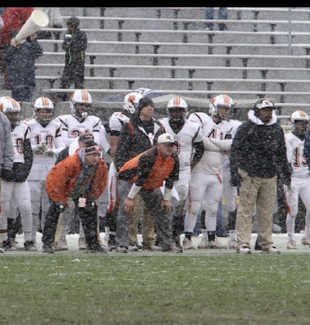 coachbagwell's tweet photo. First game in snow at Bryant Denny Stadium! Coaching my boys with my brothers! https://t.co/1t0gEgCrX2