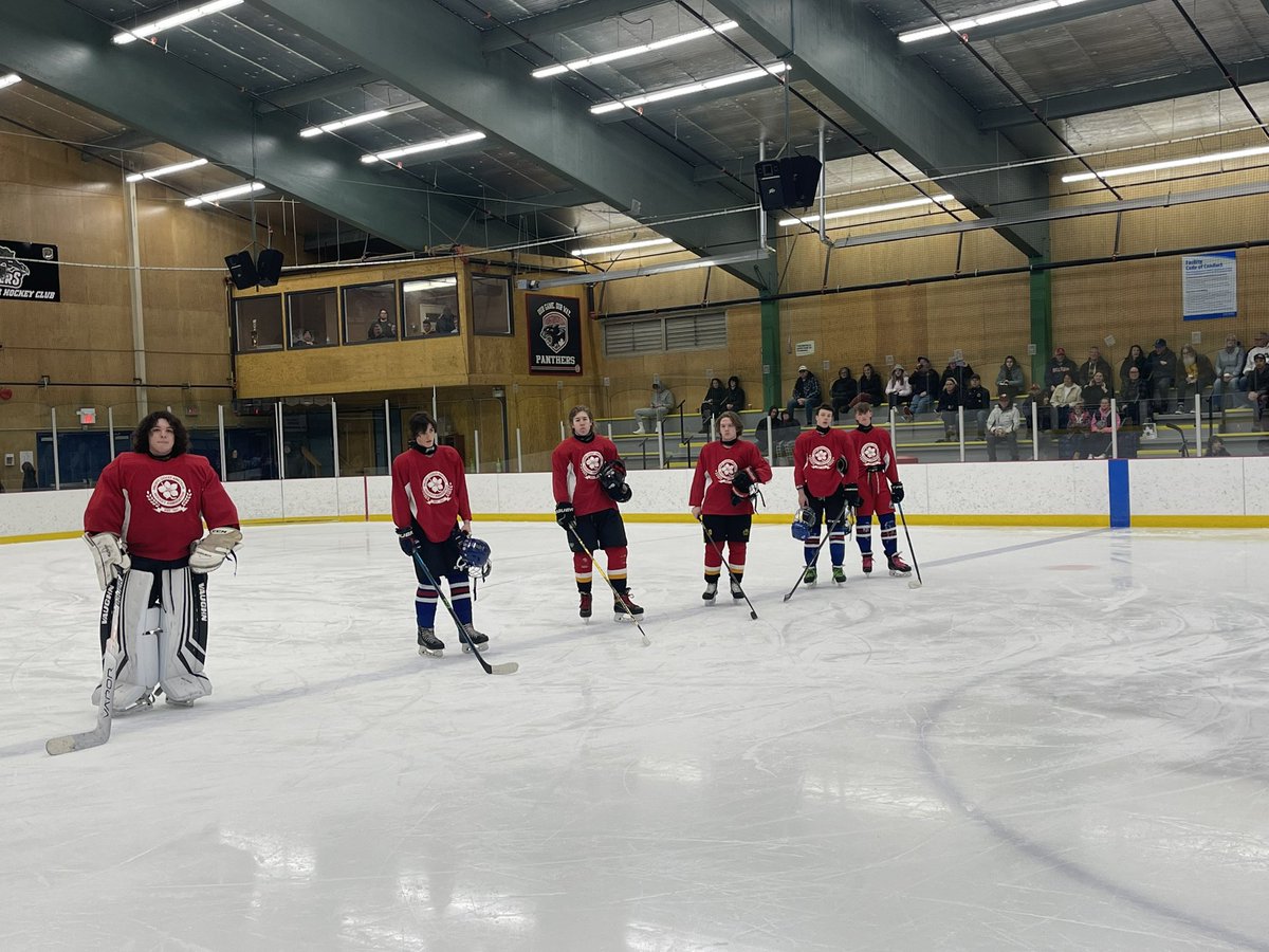 PCAHA_FVW's tweet photo. Going for gold @PCAHAMain @SemiahmooRavens @SurreyMinor @CloverdaleMHA @langleyminor @ndminorhockey https://t.co/EAjYYTNvAJ