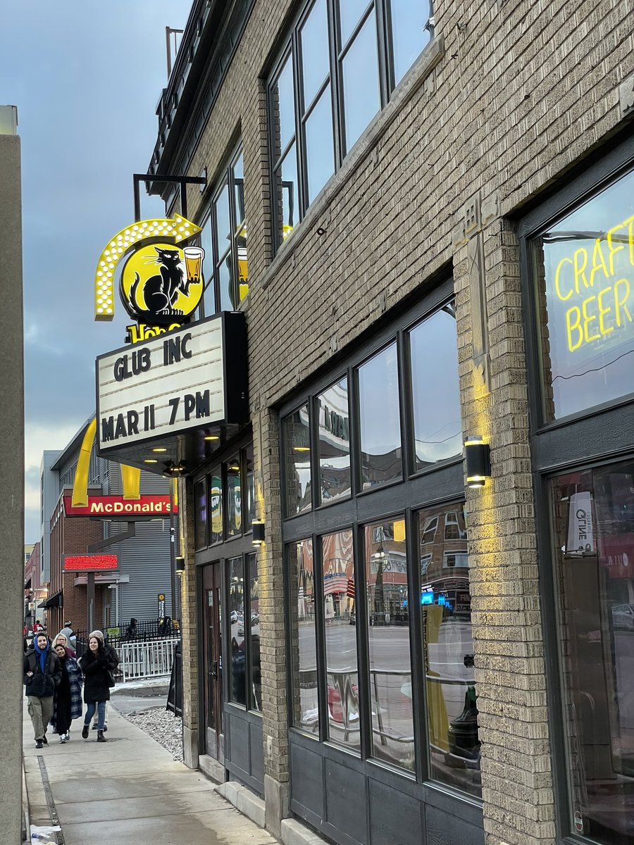 um_noooo's tweet photo. @GLU3_INC sent me these today! So freaking hype. Hopcat in midtown if you want to come hang https://t.co/4P4y1VKHra https://t.co/XJAmJqdU9z