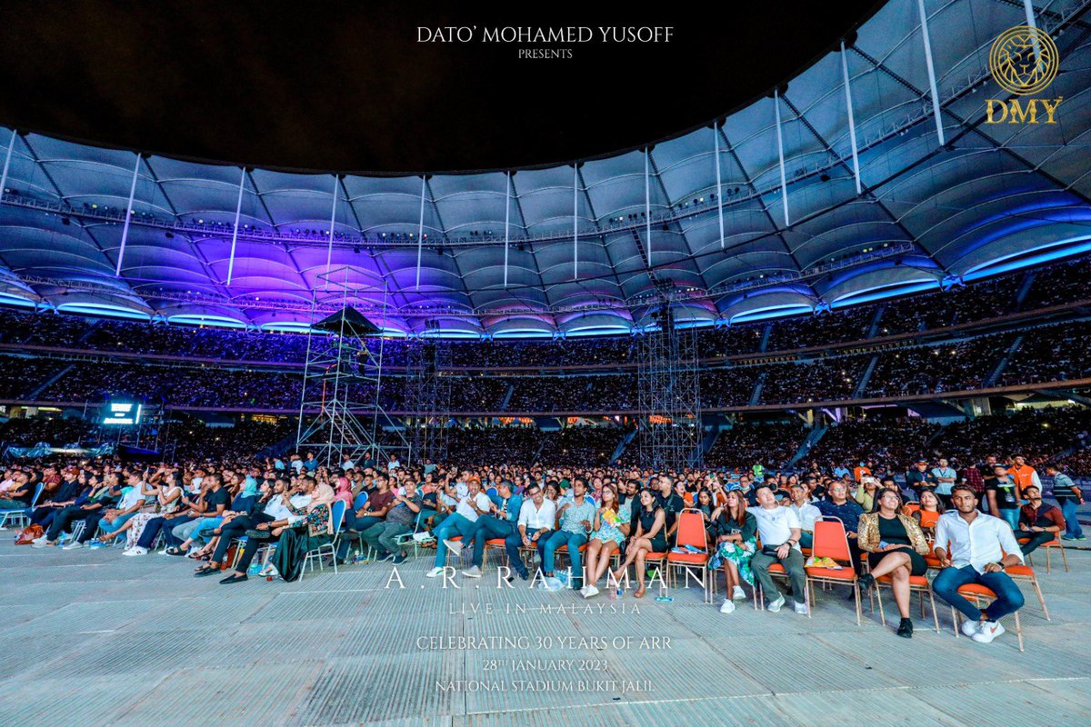 dmycreationoffl's tweet photo. Music makes this world go around ๐
Tag yourself or friends if got spotted ๐๐ธ
ARR 2023 ๐ค | SECRET OF SUCCESS ๐ฅ| LIVE IN MALAYSIA ๐ฒ๐พ
@arrahman
#ARRforDMY #ARRLiveInMalaysia #DMY #DMYConcert https://t.co/PC5O5dg0kD