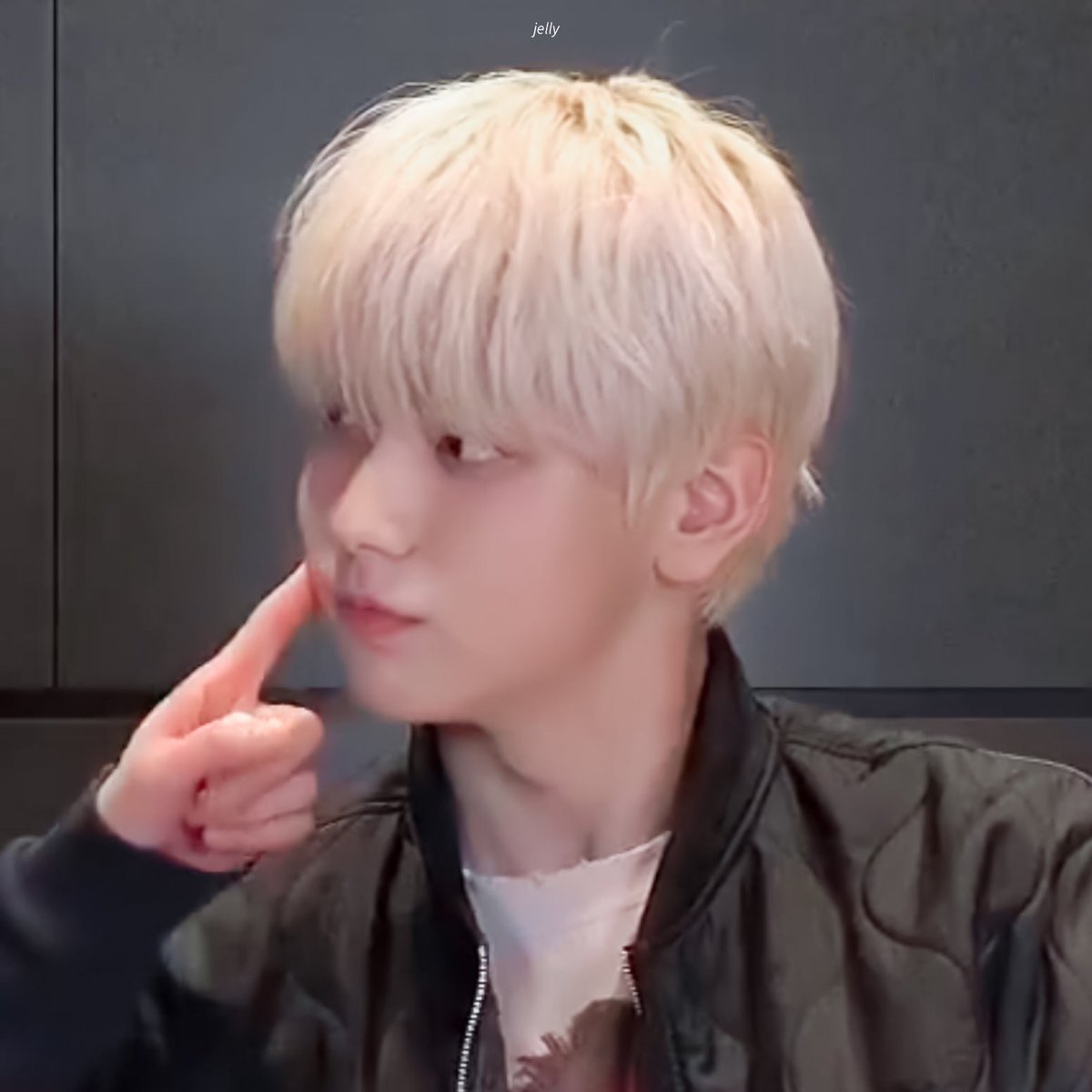 313never's tweet photo. 말랑톢 https://t.co/Ov83sdKKfW