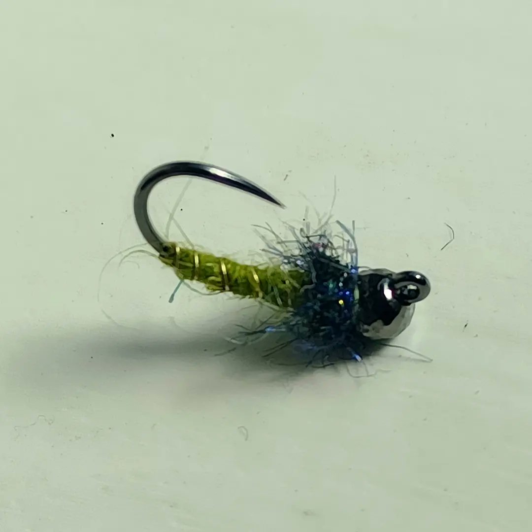 flickinfeathers's tweet photo. This month's patreon supporters' tying class was on patterns for the caddis life-cycle. Simplified tape wing adult, a simple pupa, caseless and cased larva on jig hooks.
#flyfishing #flytying #fishing #trout #troutfly #grayling #graylingfly #dryfly #nymph #caddis #patreon https://t.co/gvJ8H6I6m8
