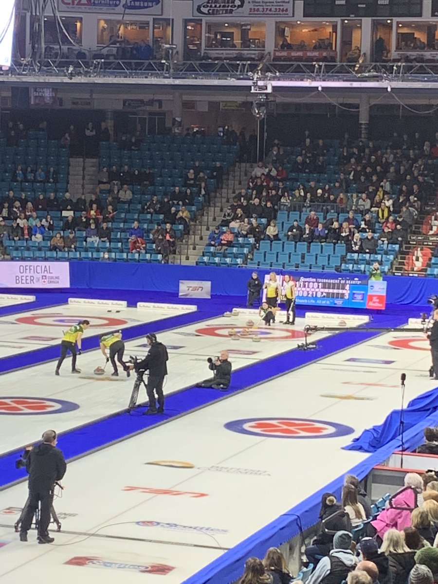 What do you do in Kamloops on a Sat night!? Watch the Scotties of course! #CurlingDayinCanada