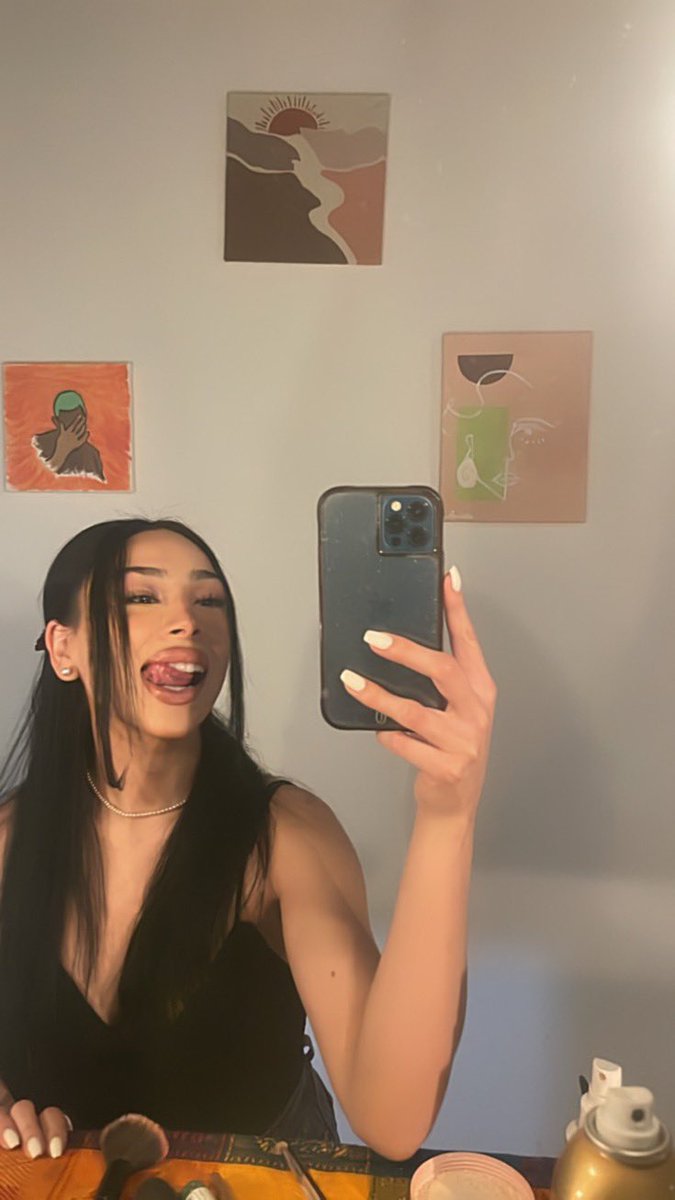arianajuul's tweet photo. She’s my 🍒🥧 https://t.co/kSr1ryzKkc