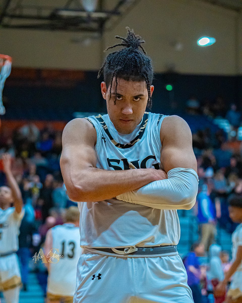 Channel1450com's tweet photo. Sacred Heart Griffin vs Southeast Boys Regional Basketball Photo Gallery by Alix Sheree https://t.co/IsFncuPCwk https://t.co/erwHCRLTtj
