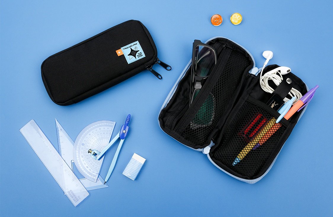 GCandyStore's tweet image. [พร้อมส่ง] TREASURE MULTI POUCH - BLUE (ขนาด 18x1.5x8.5cm)

ราคา 590 ฿  (รวมส่งแล้ว) สนใจ DM ค่ะ 🥰

#ตลาดนัดtruz #ตลาดนัดtreasure #ตลาดนัดเด็กสมบัติ #TREASURE