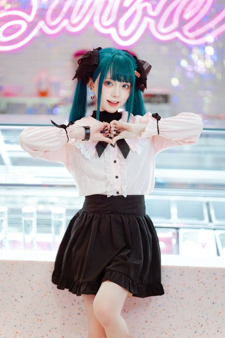 Twitterのコスプレ画像20