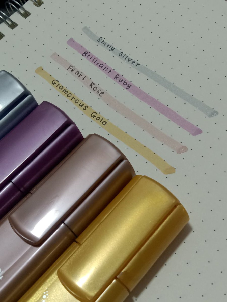 szazhr's tweet photo. Hi I'm selling Faber Castell Highlighter Metallic Effects 
> Normal price: RM23-RM28
> Promo price: RM 18
‼️ Limited Stocks‼️
#fabercastell #personalshopper #ps https://t.co/LvDKICIK4i