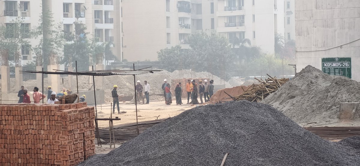 debadityo's tweet photo. URGENT: Construction going in full swing inside Jaypee Kosmos society, Noida Sec 134 in violation of environmental norms. Unbearable dust &amp; pollution.

please take action @CMHelpline1076 @CeoNoida @rouppcbgbn @noida_authority @CMOfficeUP @dr_maheshsharma @PankajSinghBJP @moefcc https://t.co/unsGSQF9ni