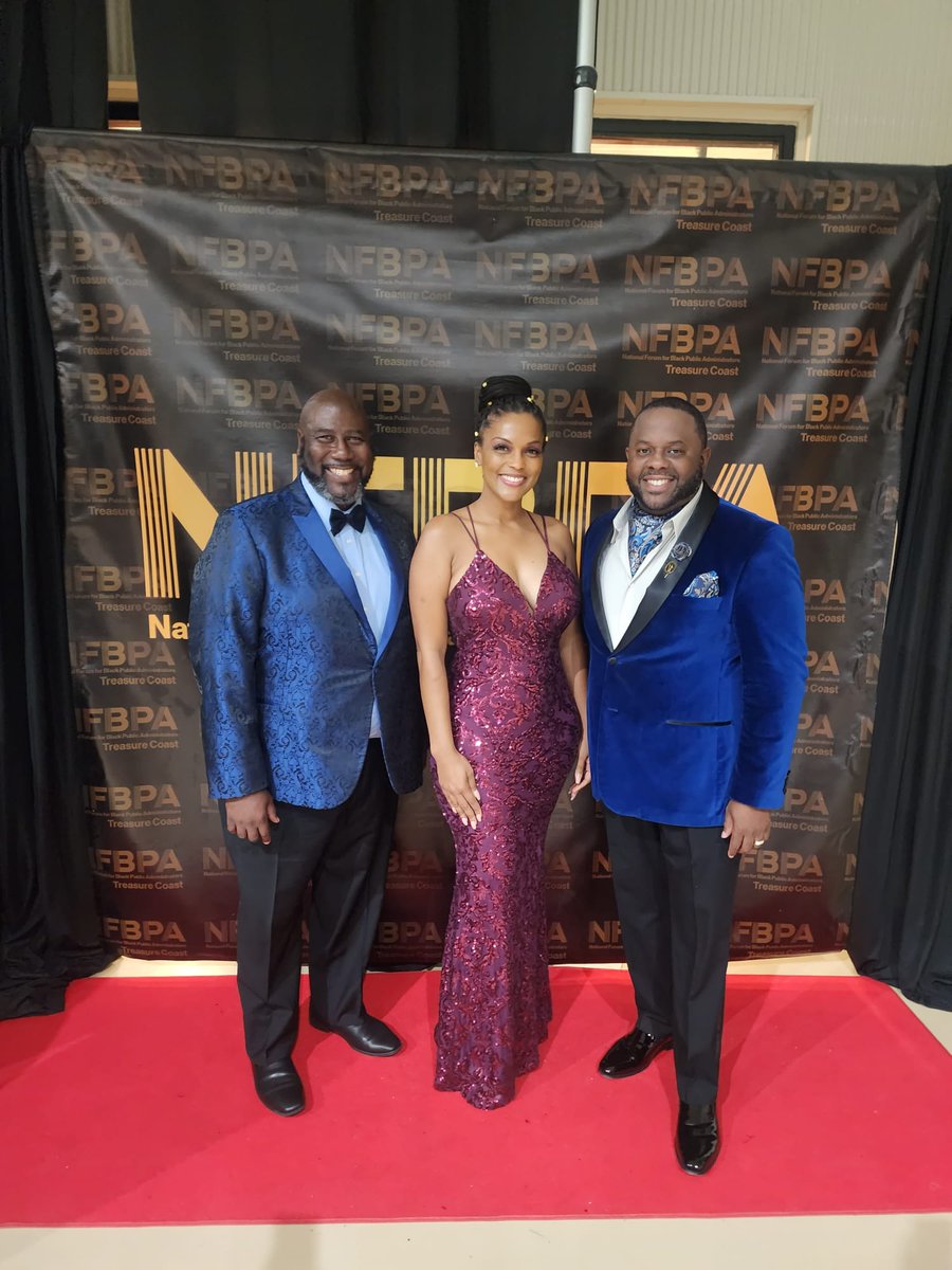 NFBPASFL's tweet photo. @nfbpa1 South Florida Chapter in the house supporting the @NFBPA_TCFL
 2nd Annual Black History Month Gala. #SOFLOStandard https://t.co/t20hV7BsCU