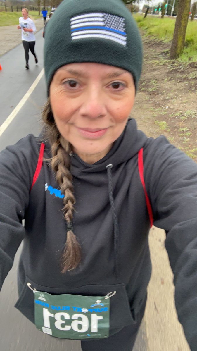 IncredibleLaura's tweet photo. Yup … finally, did my 1st 5k!💪🏼😁 My daughter was my inspiration ❤️ https://t.co/lG4SXJrukm