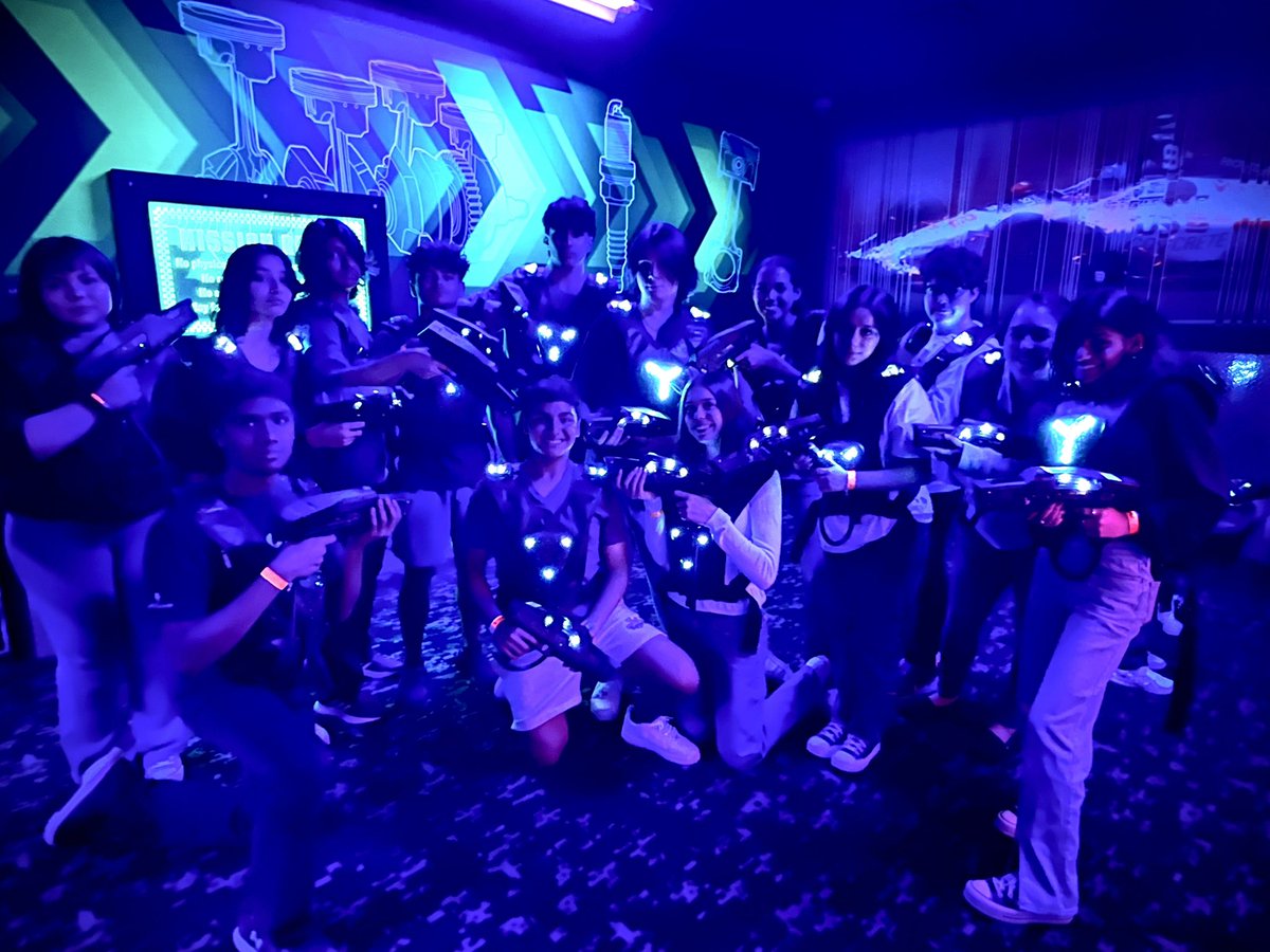 PaetowDecathlon's tweet photo. Work hard, play hard. Now that State is over, we can let loose for a bit before the awards banquet tomorrow! @AcadecTx @PaetowHS #TXAcDecState @AndrettiSATexas 🏎️🏁 https://t.co/Hr9Uy88qp8