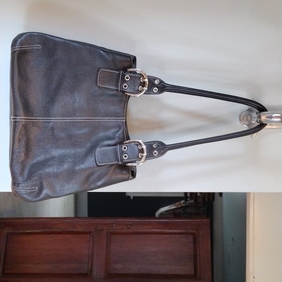 VBanksDesigns's tweet image. So good I had to share! Check out all the items I'm loving on @Poshmarkapp #poshmark #fashion #style #shopmycloset #americanapparel #tignanello #trinaturk: posh.mk/sISyUYWWIxb