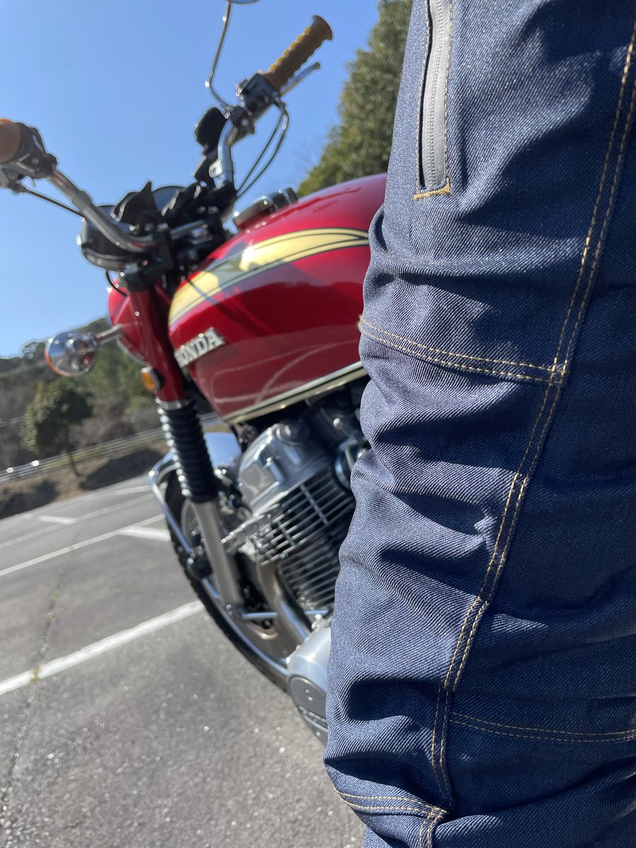 bike_cb_k1's tweet photo. 昨日久々にバイク乗ったわ!
#HONDA #バイク #旧車 #絶版車
#cb750four #cb400four #z1 #z2
#ナナハン #ヨンフォア
#Oldmotorcycle #Japanesemotorcycle https://t.co/gy2nWzgTkO