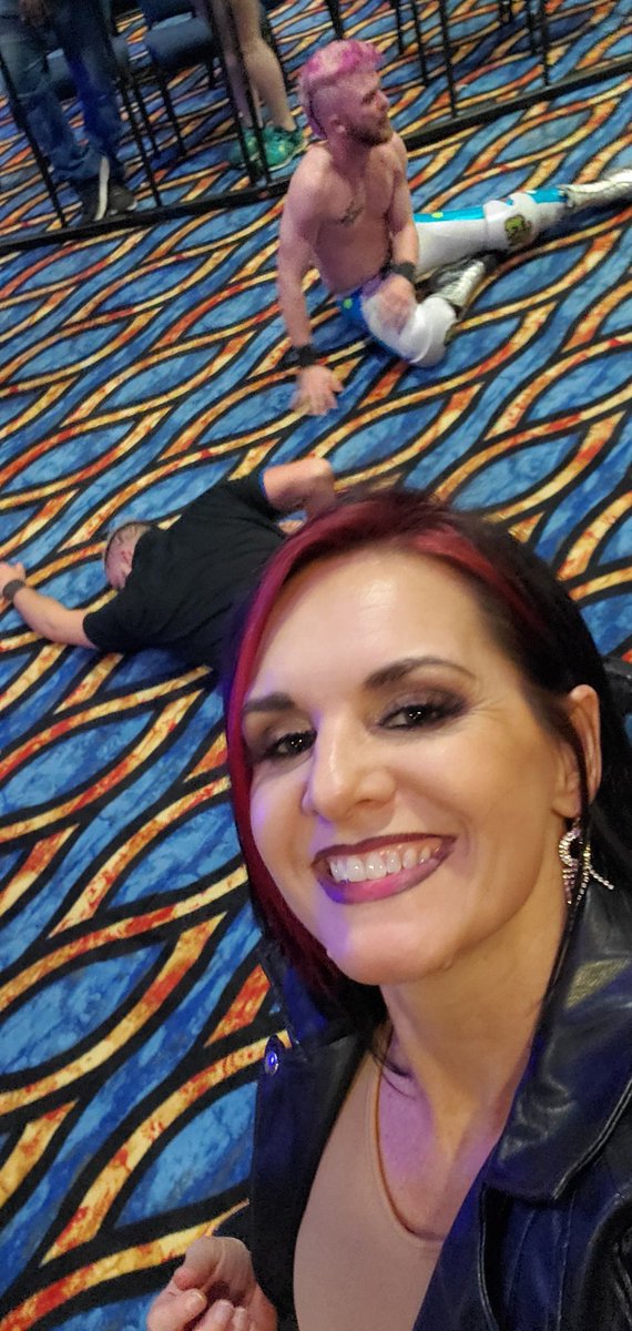 DianaMichel05's tweet photo. Thank you @mewrestlingvibe  for an amazing weekend!!  See you soon!!

@premierstreamingnetwork 
#dianamichel #griffinga #dothanal #prowrestling #professionalringannouncer #followme #red #black #sassyandclassy https://t.co/uqA54yoZdr