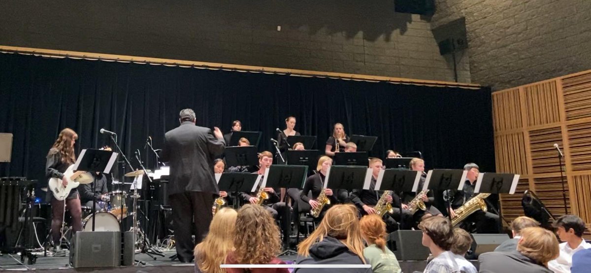fremontbands's tweet photo. Great day for Fremont Jazz at the UNO Jazz Fest, the band did an Excellent job and 3 of our musicians were recognized for outstanding musicianship, Keiry Hernandez Perez, Silvia Woods, and Matthew Hartung who also received and outstanding Jazz Soloist Award!! https://t.co/gm4hTMag6v