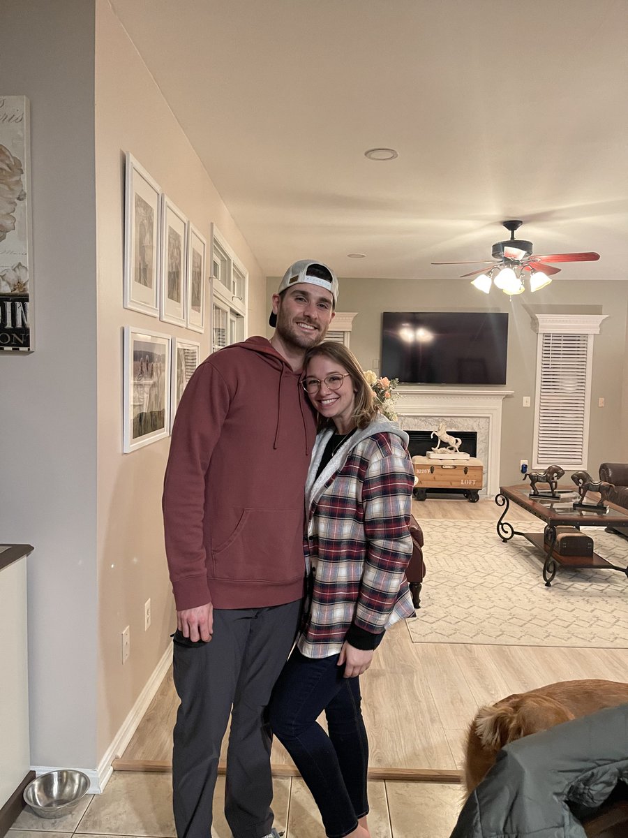 MrFletchHimself's tweet photo. Life is great when you have family, friends and loved ones surrounding you 💜 
 
#noncrypto #family @EmmiPatti1 https://t.co/aj54H88099
