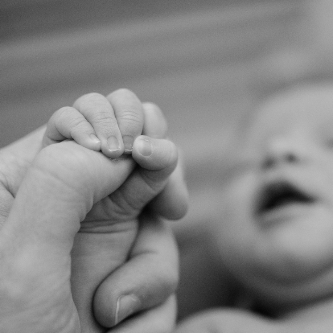 sensorybegin's tweet photo. Sometimes you just need to hold on and it will make you feel a million times better.
#tactile #poweroftouch #co-regulation #babybehaviour #humanbehaviour https://t.co/5k7OjHAPu7