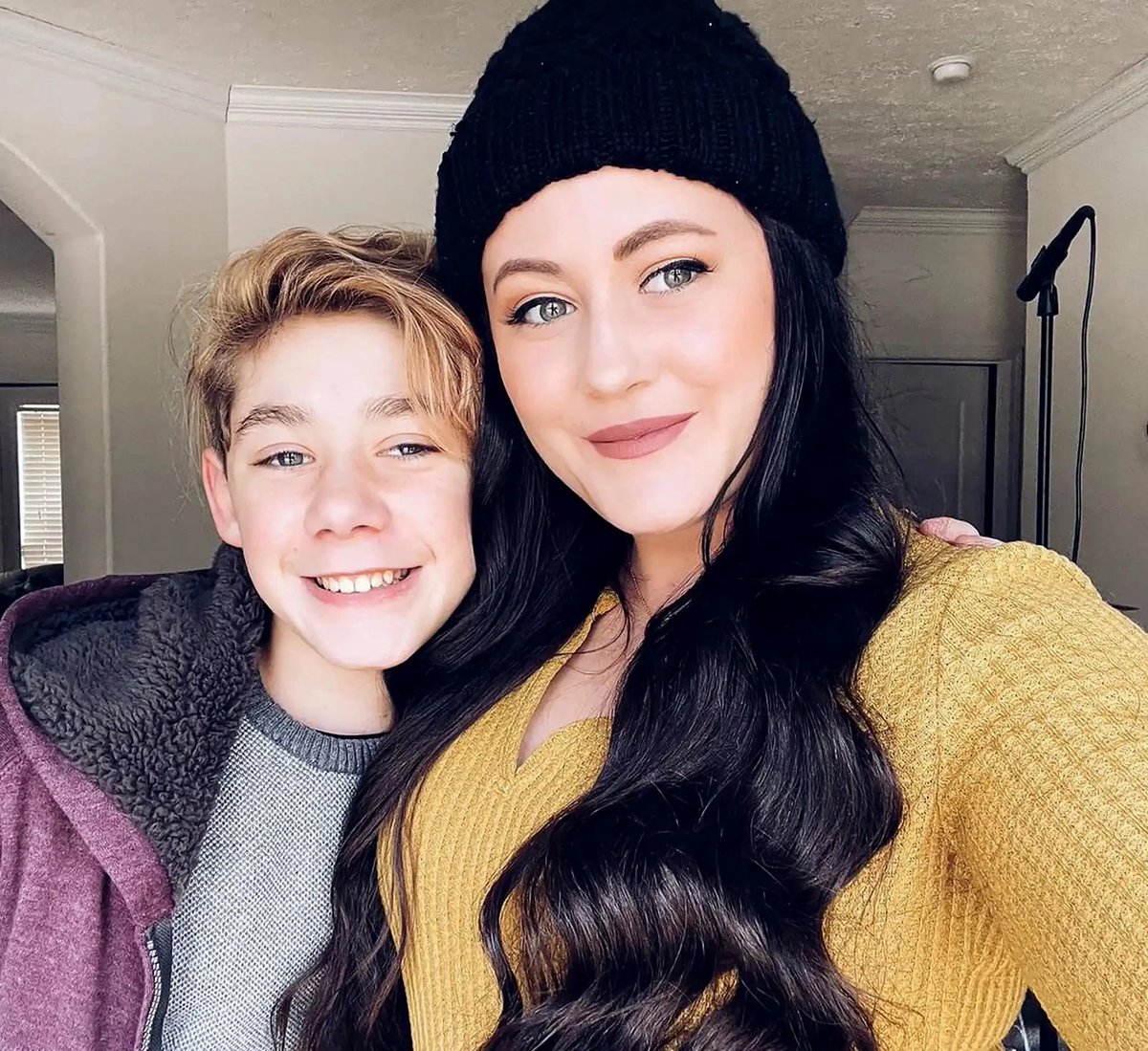 Jenelle Evans to Gain Full Custody of Son Jace… After 14 Year-Long Battle! - https://t.co/42Cioz597z https://t.co/M0aRDi30xD