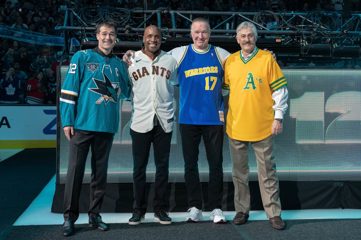 SanJoseSharks's tweet photo. The Bay Area's best are in the house to welcome Patty to an exclusive club! 👏

#BayAreaUnite x #12ForeverTeal https://t.co/wDPlUyjRDO