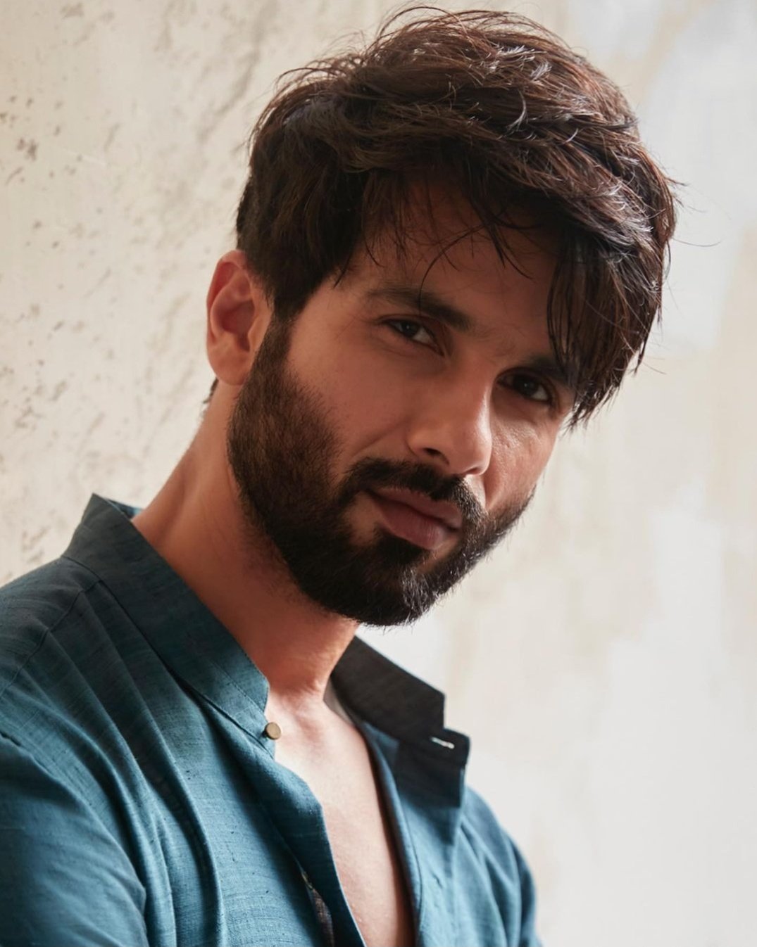Happy Birthday Shahid Kapoor.     